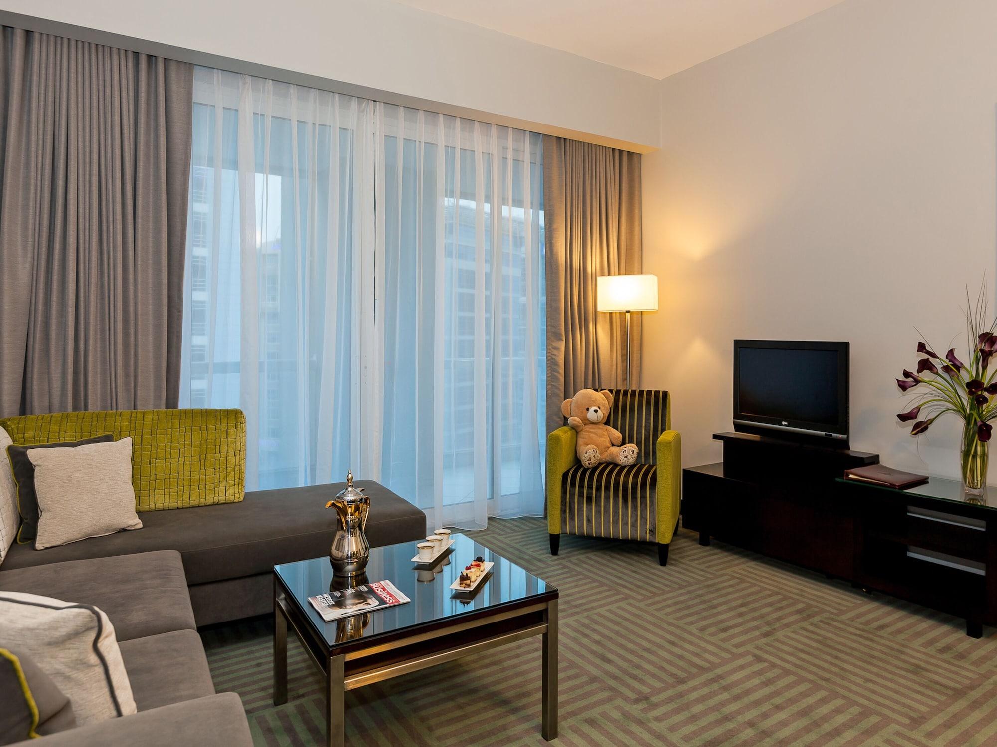 Flora Creek Deluxe Hotel Apartments Dubaï Extérieur photo